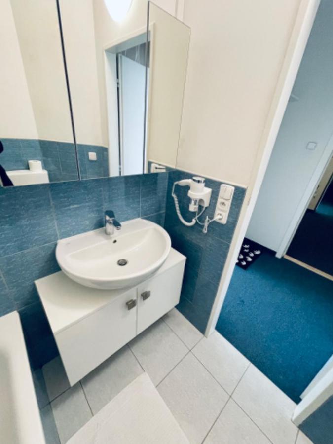 Apartmány Bryksova Praga Exterior foto
